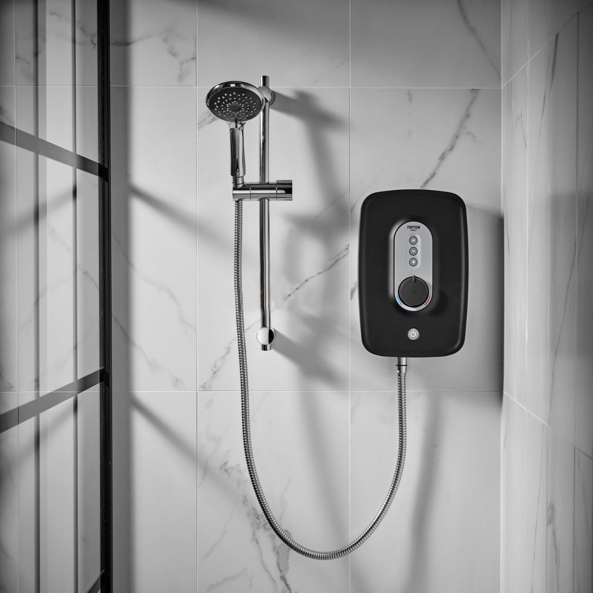 triton_trance_3_electric_shower_black_roomset_2.jpg Trance 3 Electric Shower - Image 1